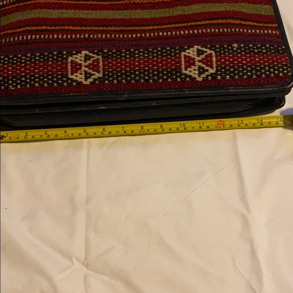 🍭HOST PICK🍭Vintage Aztec print laptop case - Picture 4 of 5